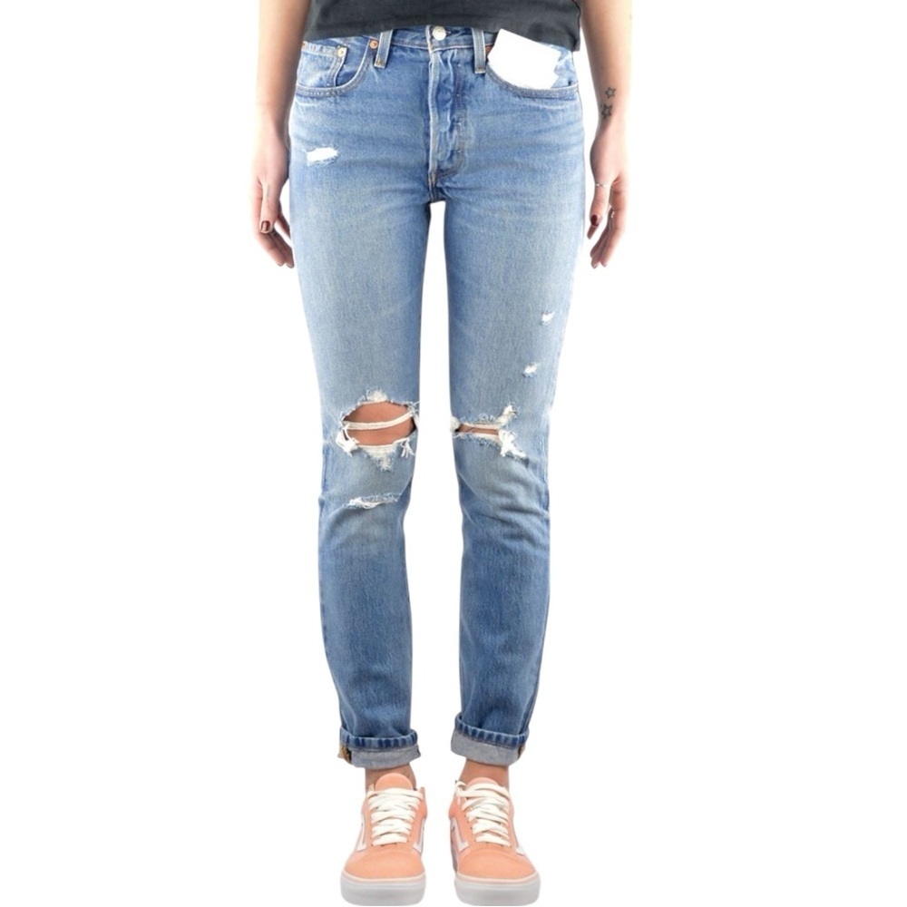 Levi’s 501 Skinny Old Hangouts Light Wash Ripped Knee Denim W24